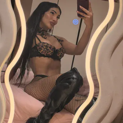 Feed Photo