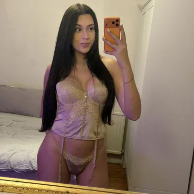 Feed Photo
