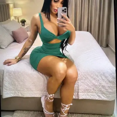 Feed Photo