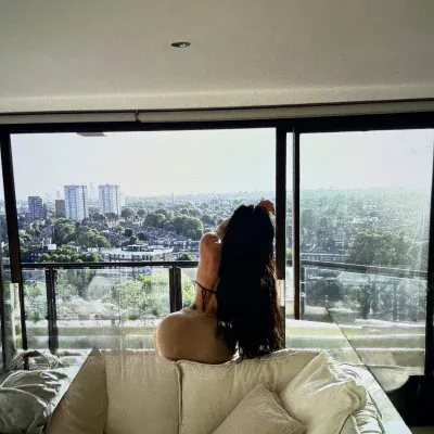 Feed Photo