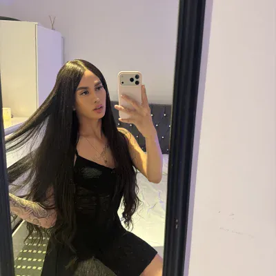 Feed Photo
