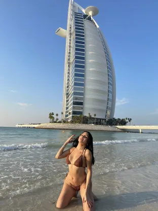 AlessandraGoddessBombshell