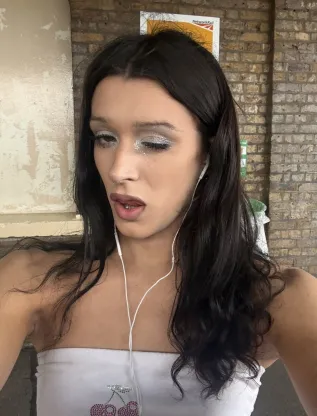b4byalicetgirlx
