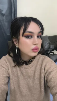 Versachi1